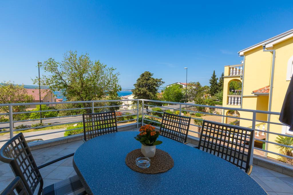 Apartments Claudia Crikvenica Kültér fotó